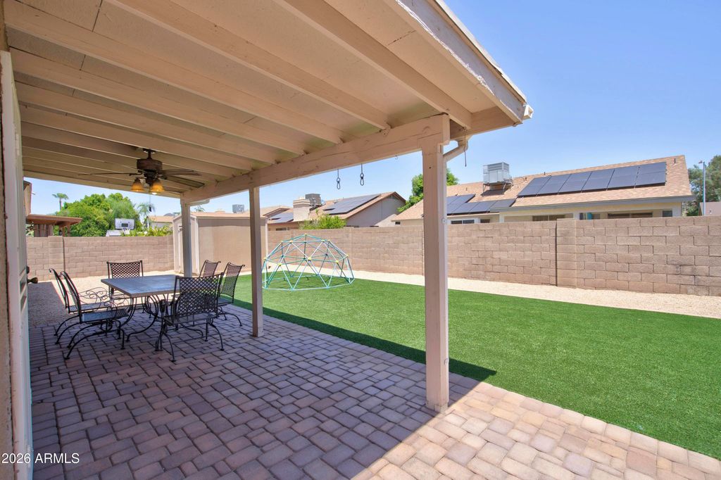 4132 W WHISPERING WIND Drive, Glendale, AZ 85310 — photo 5