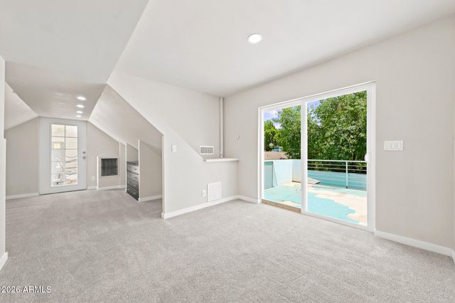 137 E VISTA DEL CERRO Drive, Tempe, AZ 85281