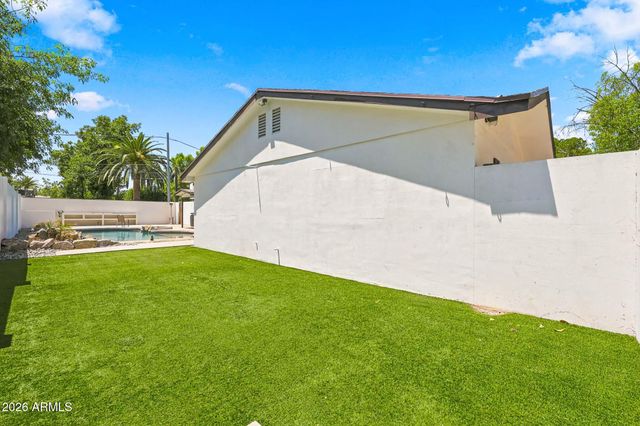 137 E VISTA DEL CERRO Drive, Tempe, AZ 85281