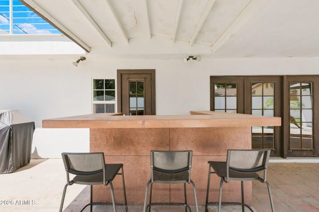 137 E VISTA DEL CERRO Drive, Tempe, AZ 85281