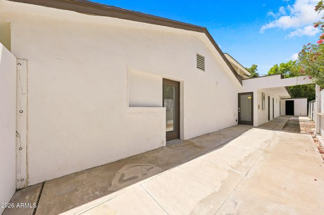 137 E VISTA DEL CERRO Drive, Tempe, AZ 85281