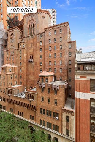 25 Central Park W Apt 9S, New York City, NY 10023