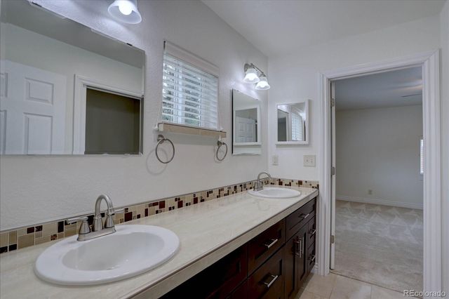488 S Parfet Street, Lakewood, CO 80226
