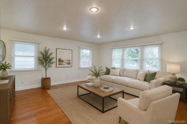 488 S Parfet Street, Lakewood, CO 80226