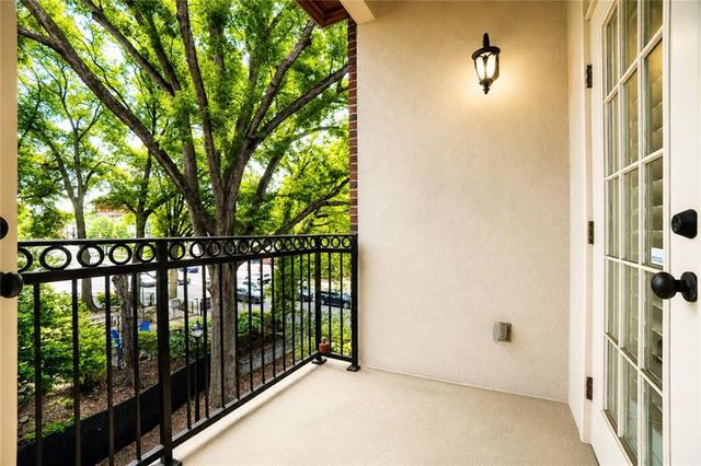 825 Highland Lane NE 1208, Atlanta, GA 30306