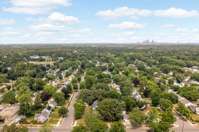 2124x W 60th Street, Minneapolis, MN 55419