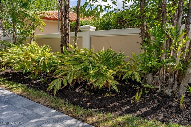 13547 Snook CIR, Naples, FL 34114