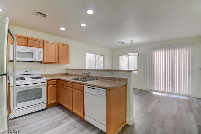 5234 Fire Night Avenue, Las Vegas, NV 89122