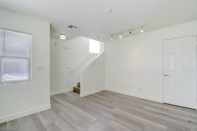 5234 Fire Night Avenue, Las Vegas, NV 89122