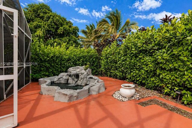 6298 Harbour Chase Dr, Lake Worth, FL 33467