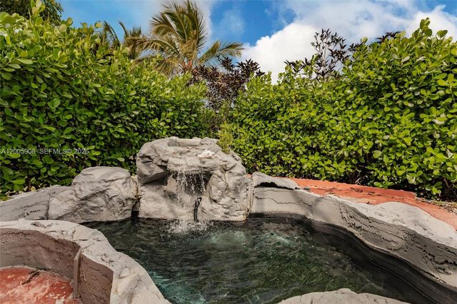 6298 Harbour Chase Dr, Lake Worth, FL 33467