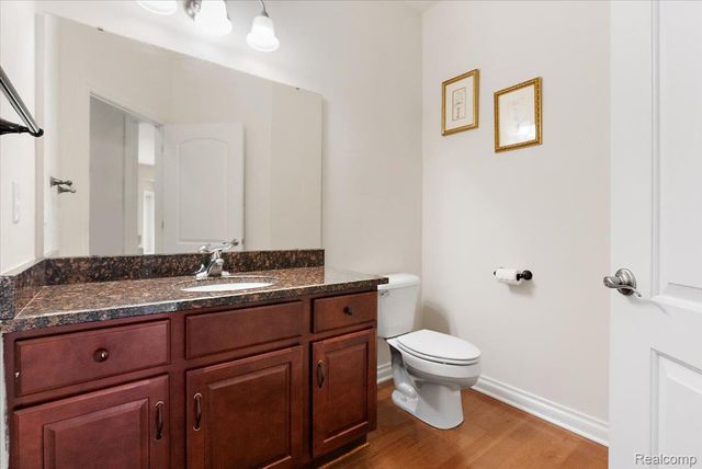 24729 Cavendish Avenue E, Novi, MI 48375