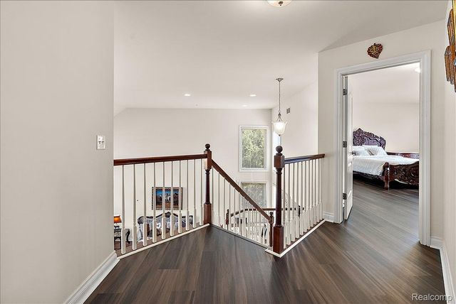 24729 Cavendish Avenue E, Novi, MI 48375