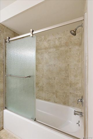 24729 Cavendish Avenue E, Novi, MI 48375