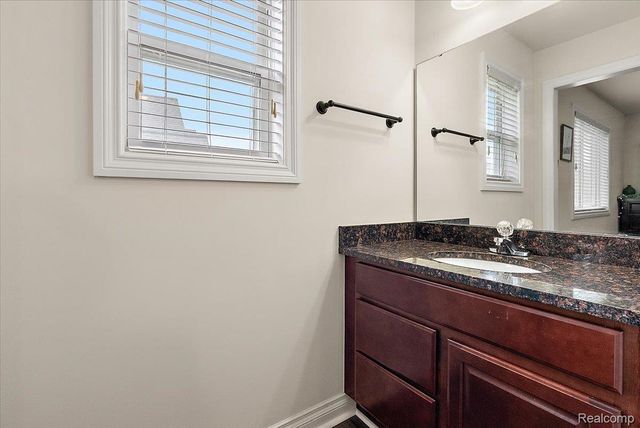 24729 Cavendish Avenue E, Novi, MI 48375