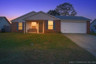 1907 N Chambers Avenue, Claremore, OK 74017