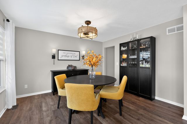 28 Windfield Way, Florence, KY 41042