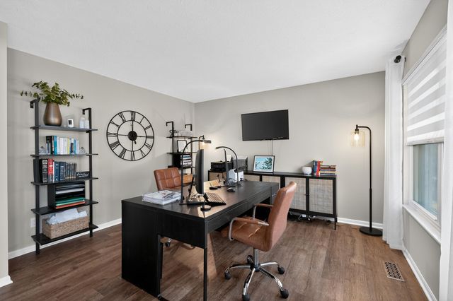 28 Windfield Way, Florence, KY 41042