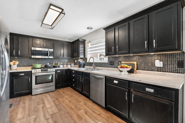 28 Windfield Way, Florence, KY 41042