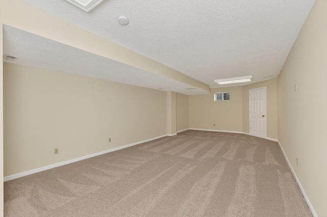 28 Windfield Way, Florence, KY 41042