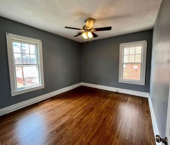 1327 13th Street, Huntington, WV 25701