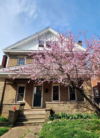1327 13th Street, Huntington, WV 25701
