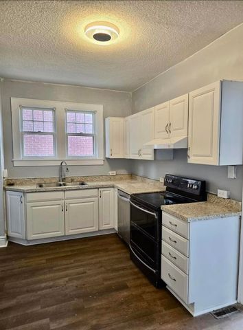 1327 13th Street, Huntington, WV 25701