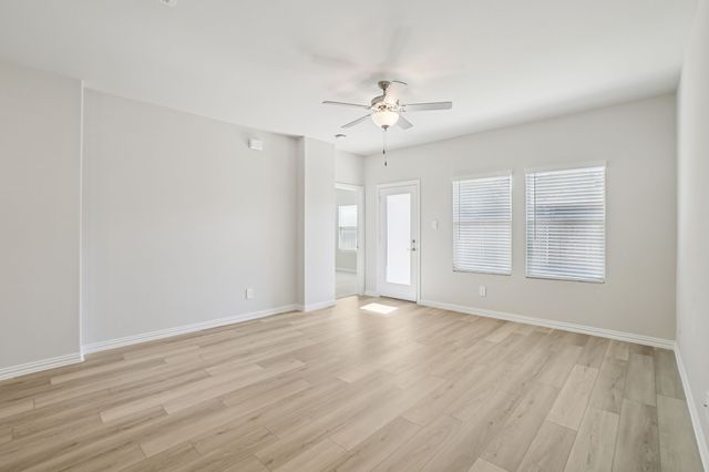 832 Sunflower Road, Lavon, TX 75166