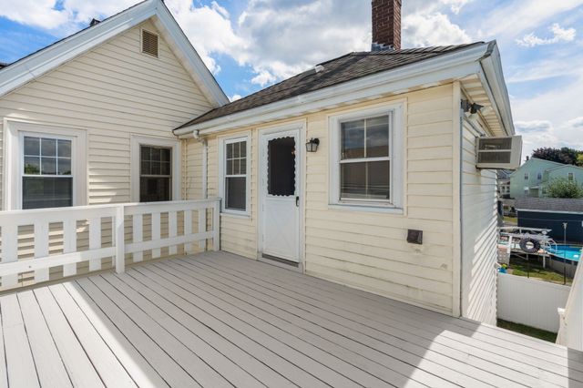19 Penn St, Quincy, MA 02169