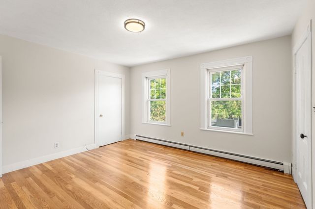 19 Penn St, Quincy, MA 02169