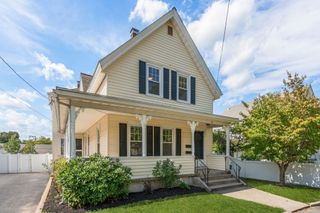 19 Penn St, Quincy, MA 02169