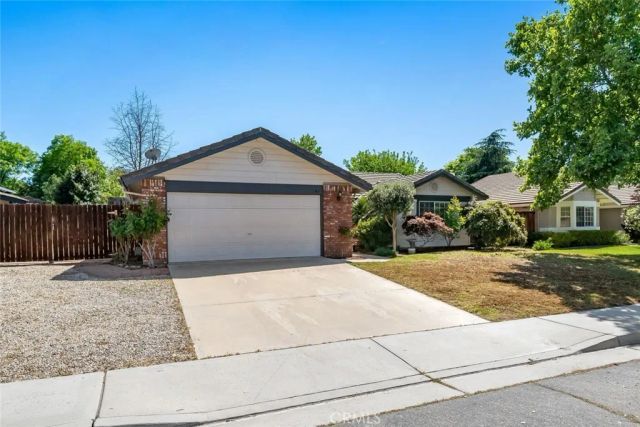 184 Bridgegate, Paso Robles, CA 93446