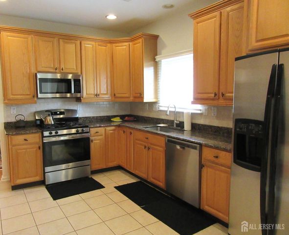 308 Valencia Drive, Monroe, NJ 08831