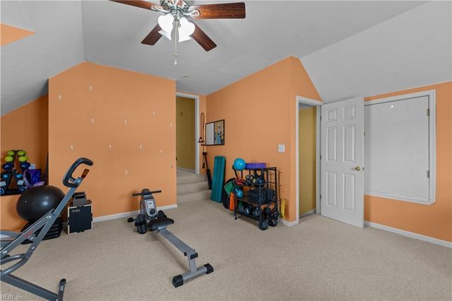109 Castle CT, Suffolk, VA 23434