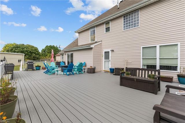 109 Castle CT, Suffolk, VA 23434