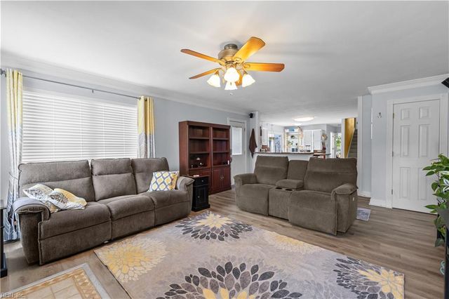 109 Castle CT, Suffolk, VA 23434