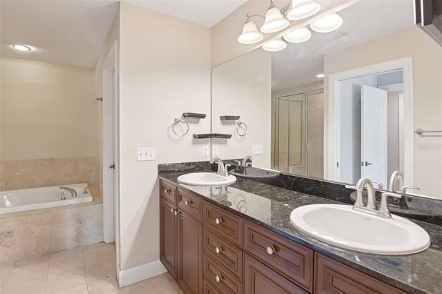 300 VALENCIA CIRCLE, St Petersburg, FL 33716