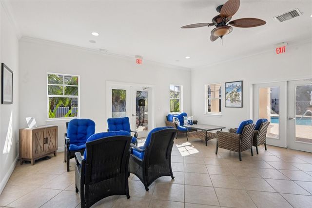 300 VALENCIA CIRCLE, St Petersburg, FL 33716