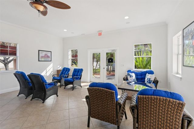 300 VALENCIA CIRCLE, St Petersburg, FL 33716