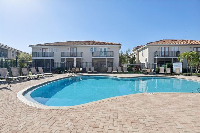 300 VALENCIA CIRCLE, St Petersburg, FL 33716