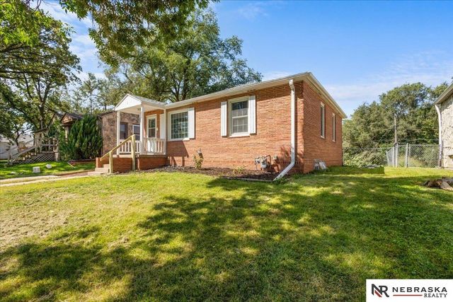 820 S 9th Street, Plattsmouth, NE 68048