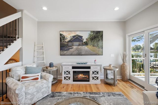 1747 Shankin Drive, Wolverine Lake, MI 48390