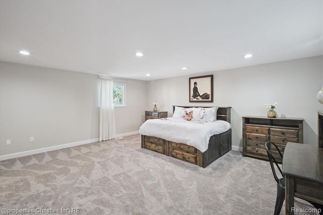 1747 Shankin Drive, Wolverine Lake, MI 48390