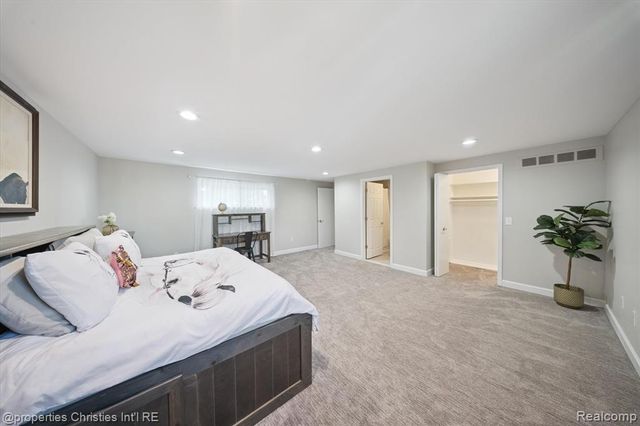 1747 Shankin Drive, Wolverine Lake, MI 48390