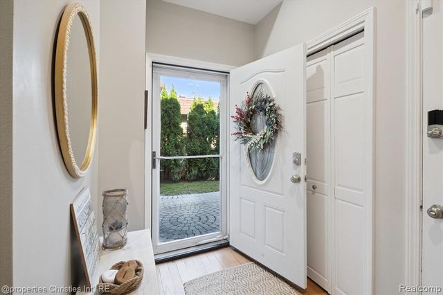 1747 Shankin Drive, Wolverine Lake, MI 48390