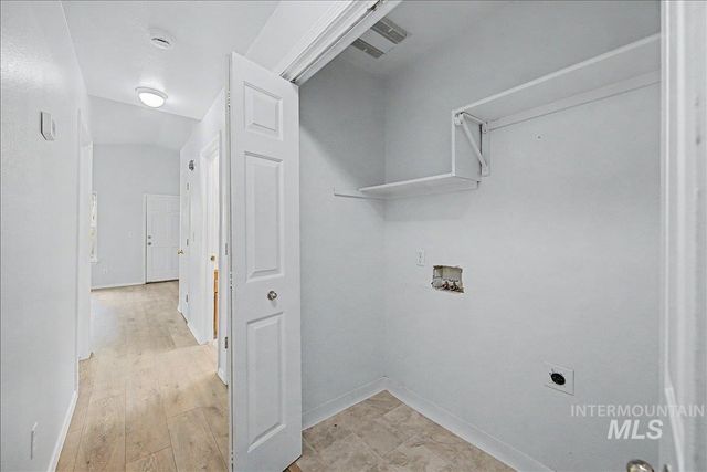 2501 W Hill Rd, Boise, ID 83702