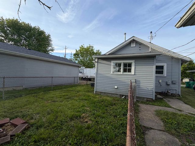 2434 Plum Street, New Castle, IN 47362