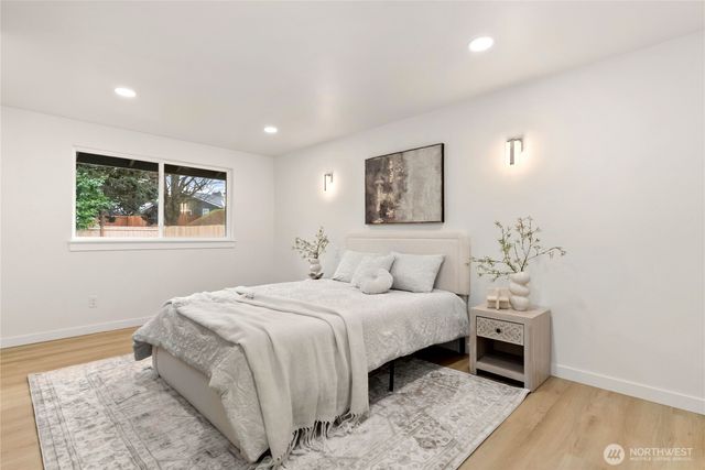 10115 109th Avenue SW, Tacoma, WA 98498