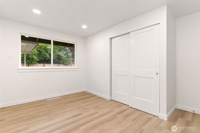 10115 109th Avenue SW, Tacoma, WA 98498