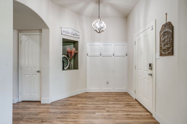 1622 Wickham Drive, Burleson, TX 76028